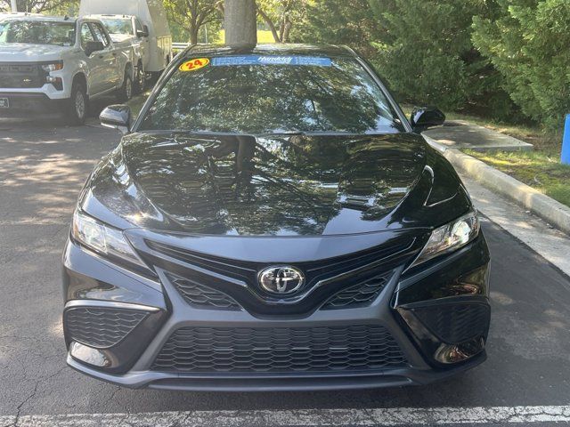 2024 Toyota Camry SE Nightshade