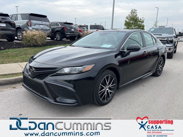 2024 Toyota Camry SE Nightshade