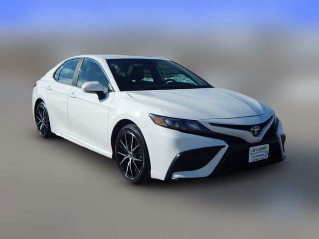 2024 Toyota Camry SE Nightshade