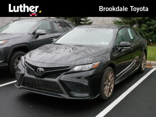 2024 Toyota Camry SE Nightshade