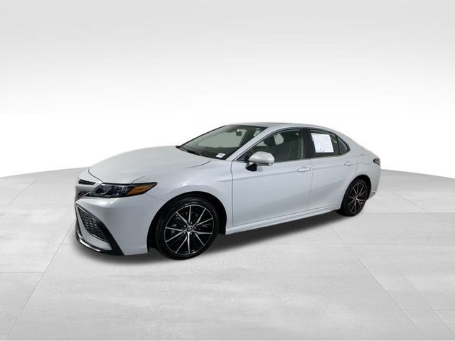 2024 Toyota Camry SE Nightshade