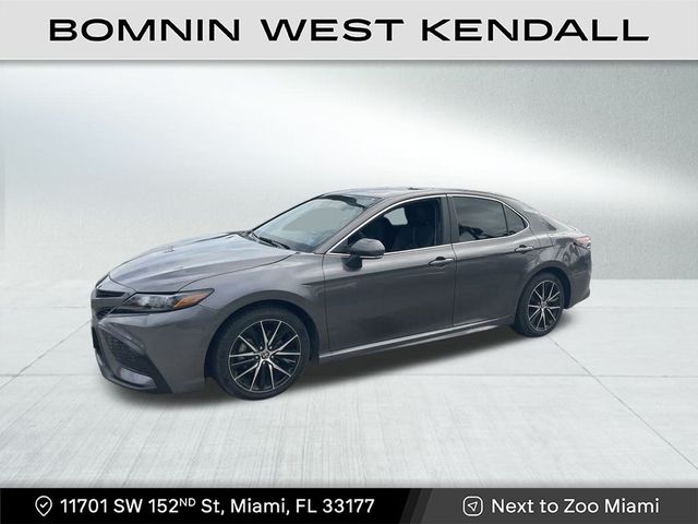 2024 Toyota Camry SE Nightshade