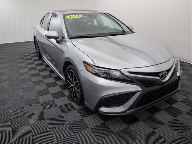 2024 Toyota Camry SE Nightshade