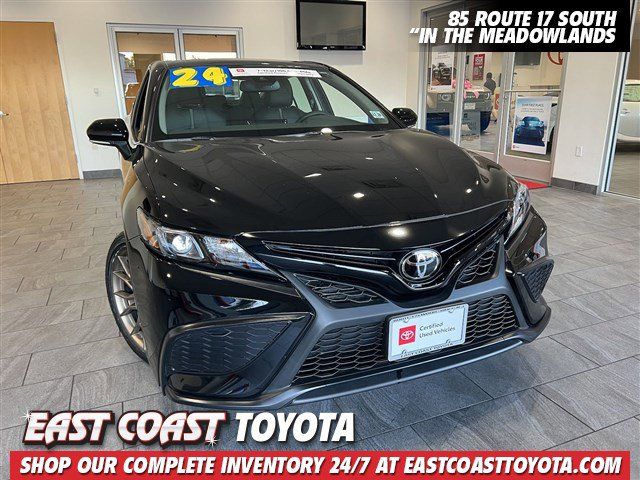 2024 Toyota Camry SE Nightshade