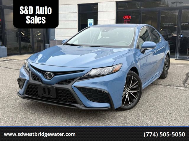 2024 Toyota Camry SE Nightshade