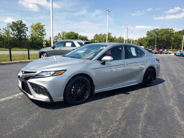 2024 Toyota Camry Hybrid XSE