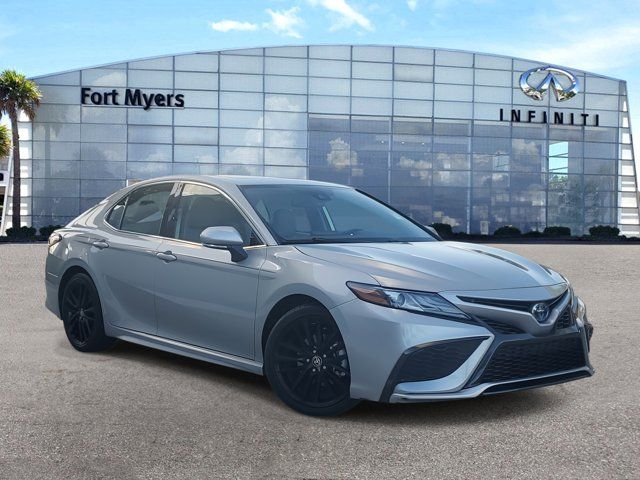 2024 Toyota Camry Hybrid XSE