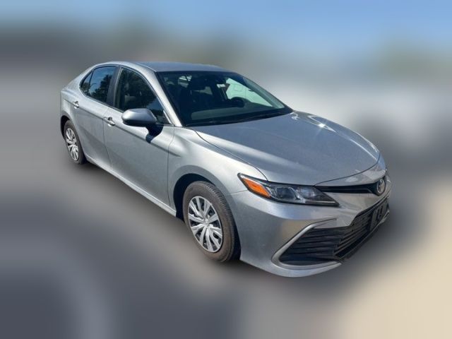 2024 Toyota Camry Hybrid LE