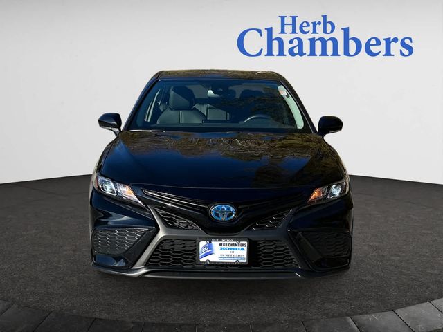 2024 Toyota Camry Hybrid SE Nightshade