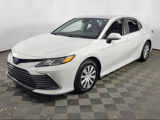 2024 Toyota Camry Hybrid LE