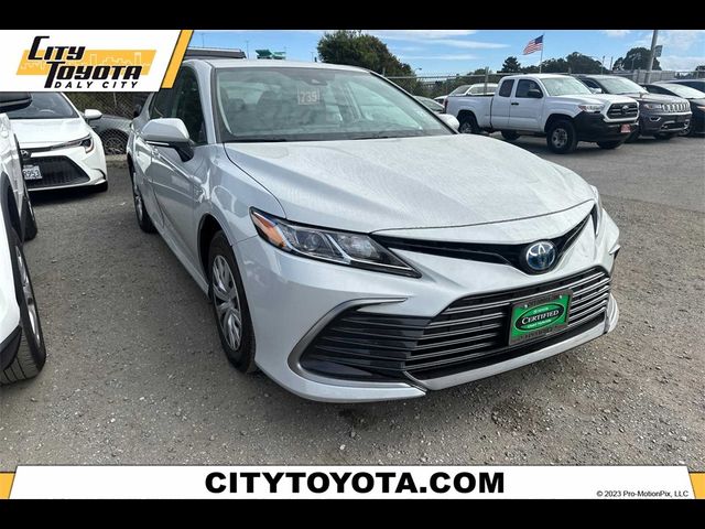 2024 Toyota Camry Hybrid LE