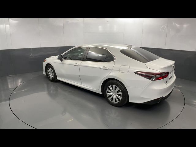 2024 Toyota Camry Hybrid LE