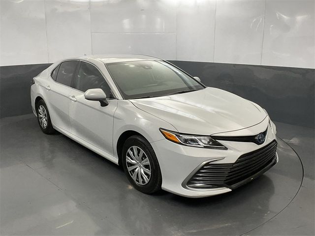 2024 Toyota Camry Hybrid LE