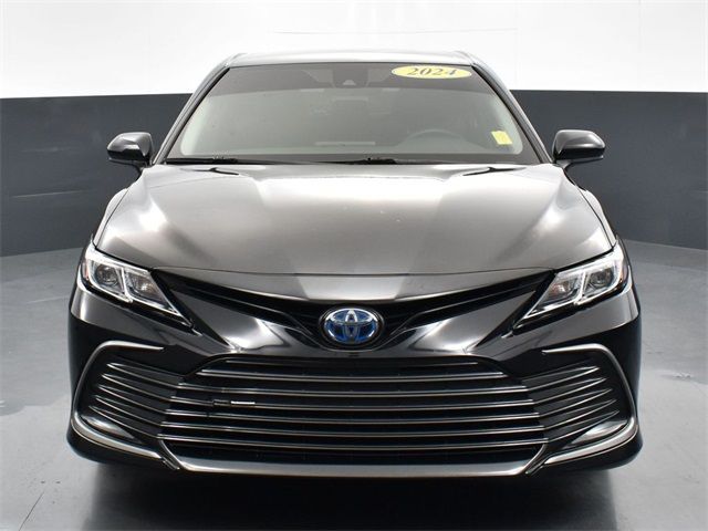 2024 Toyota Camry Hybrid LE