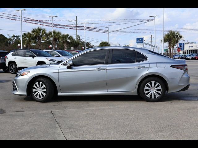 2024 Toyota Camry Hybrid LE