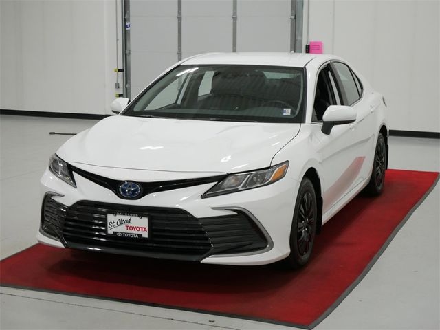 2024 Toyota Camry Hybrid LE