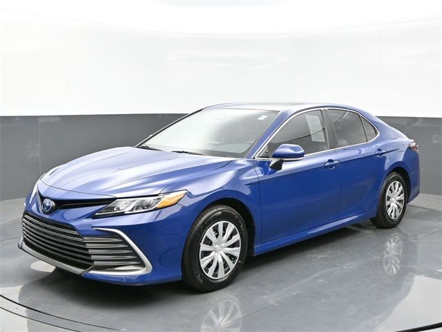 2024 Toyota Camry Hybrid LE