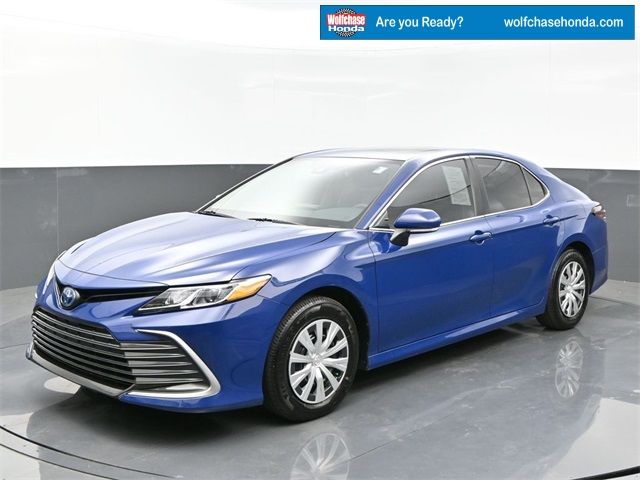 2024 Toyota Camry Hybrid LE