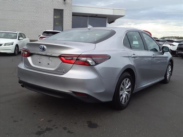 2024 Toyota Camry Hybrid LE