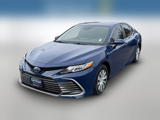 2024 Toyota Camry Hybrid LE