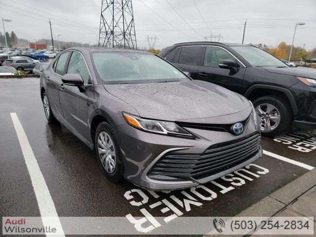 2024 Toyota Camry Hybrid LE