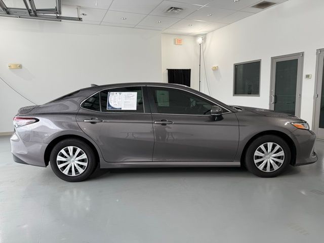 2024 Toyota Camry Hybrid LE