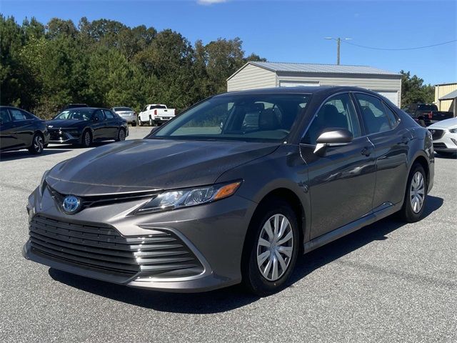 2024 Toyota Camry Hybrid LE