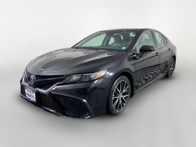 2024 Toyota Camry Hybrid SE