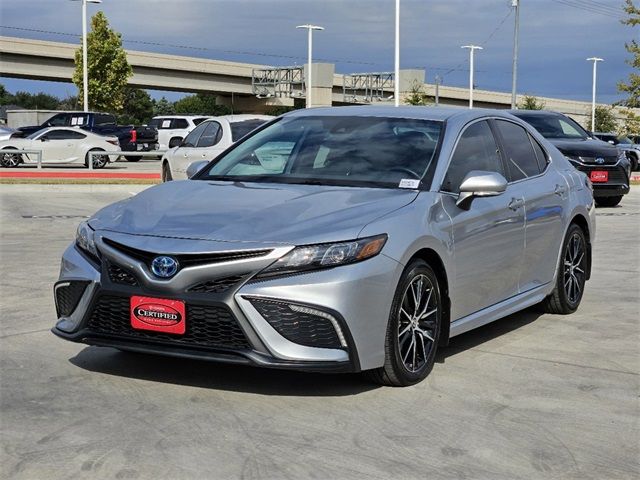 2024 Toyota Camry Hybrid SE