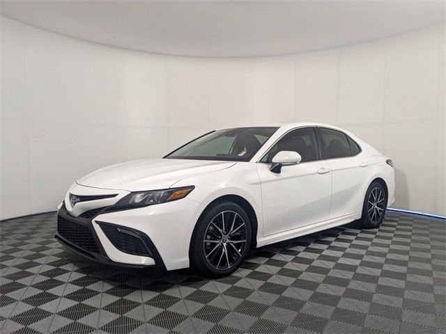 2024 Toyota Camry 