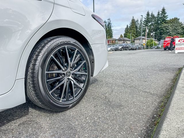 2024 Toyota Camry Hybrid SE