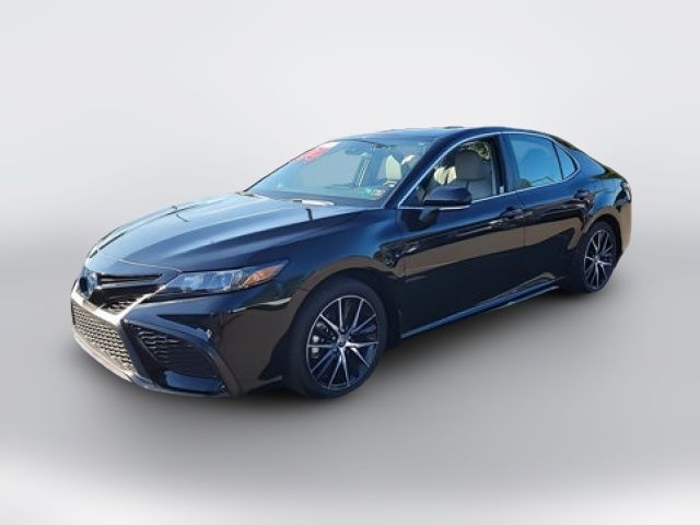 2024 Toyota Camry Hybrid SE