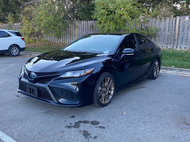 2024 Toyota Camry Hybrid SE Nightshade