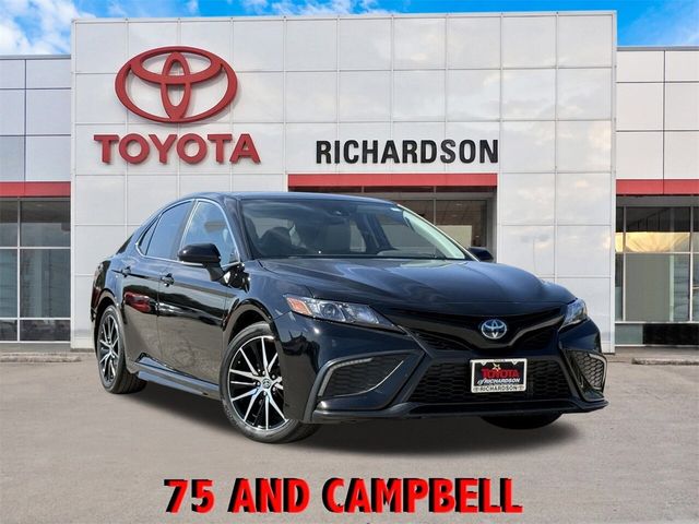 2024 Toyota Camry Hybrid SE