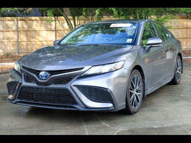 2024 Toyota Camry Hybrid SE