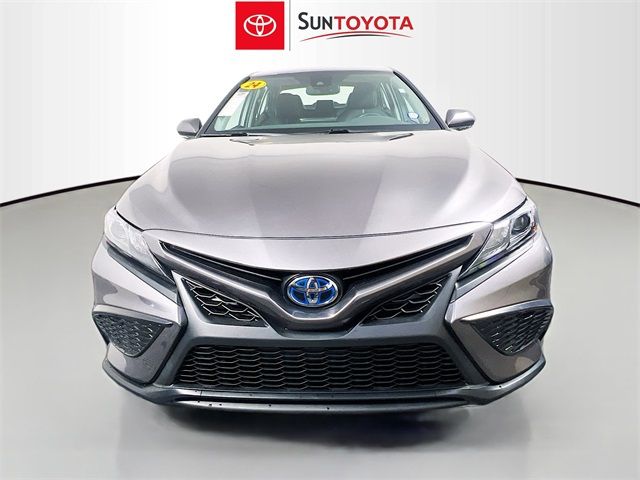 2024 Toyota Camry Hybrid SE