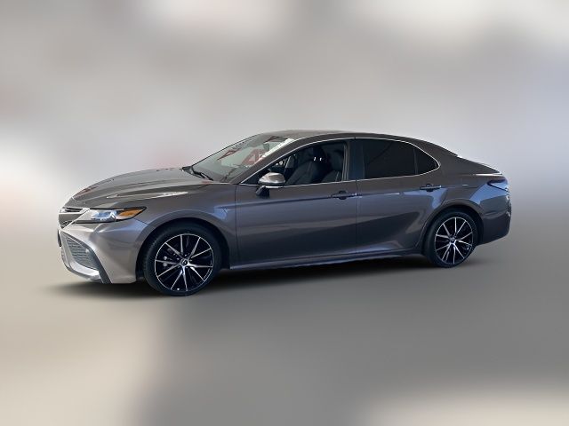 2024 Toyota Camry Hybrid SE