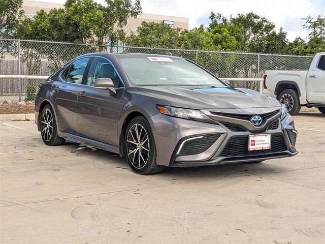 2024 Toyota Camry Hybrid SE