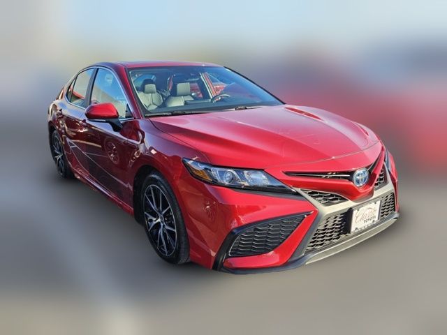 2024 Toyota Camry Hybrid SE