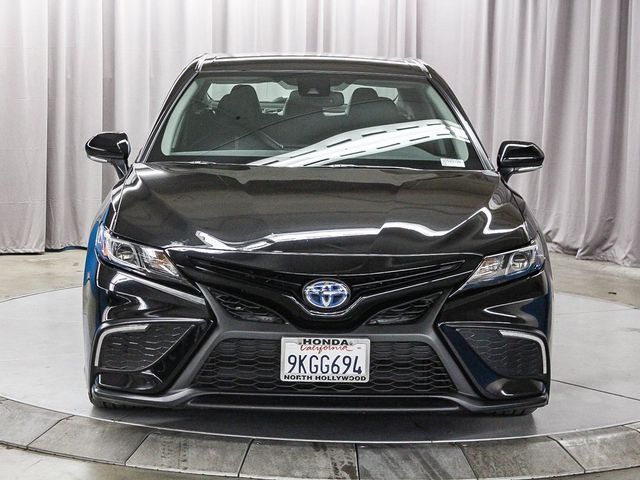 2024 Toyota Camry Hybrid SE