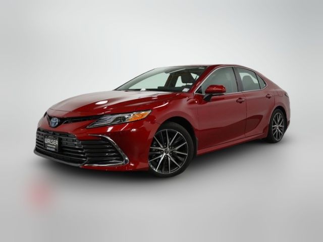 2024 Toyota Camry Hybrid XLE