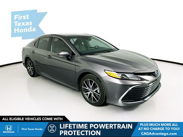 2024 Toyota Camry Hybrid XLE