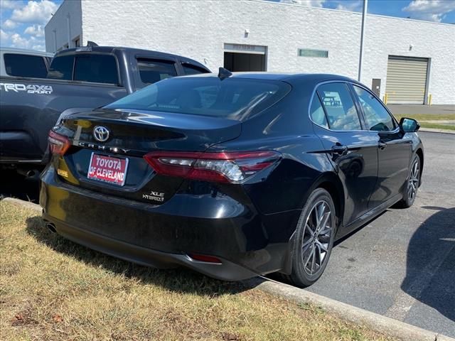 2024 Toyota Camry Hybrid XLE