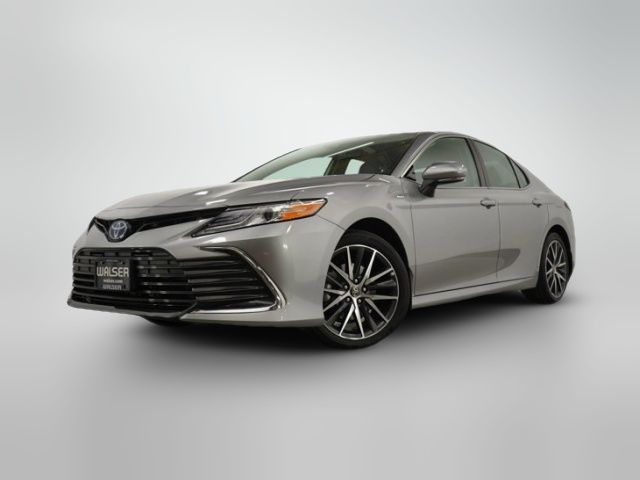 2024 Toyota Camry Hybrid XLE