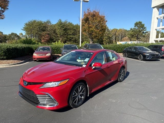 2024 Toyota Camry Hybrid XLE