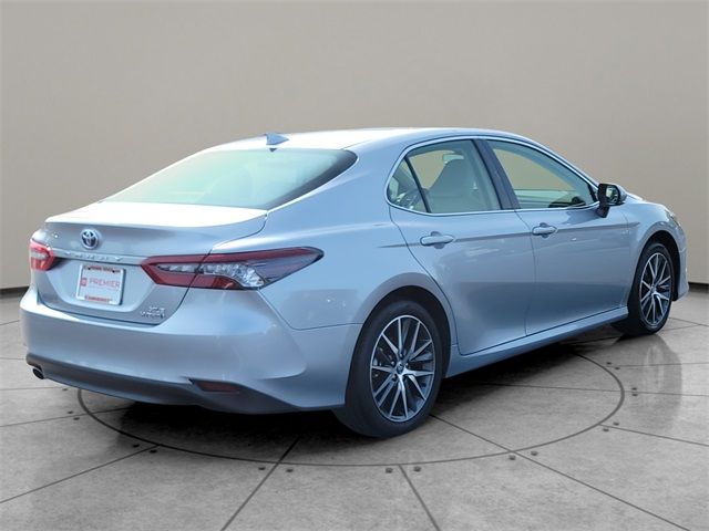 2024 Toyota Camry Hybrid XLE