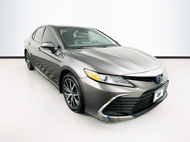 2024 Toyota Camry Hybrid XLE