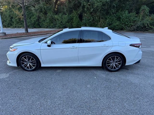 2024 Toyota Camry Hybrid XLE