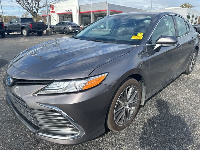 2024 Toyota Camry Hybrid XLE