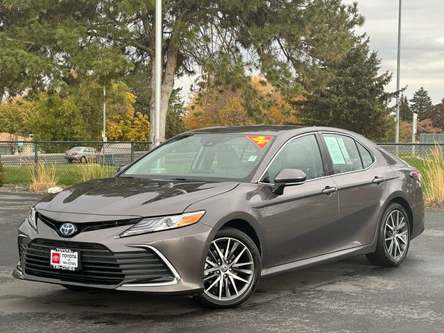 2024 Toyota Camry Hybrid XLE